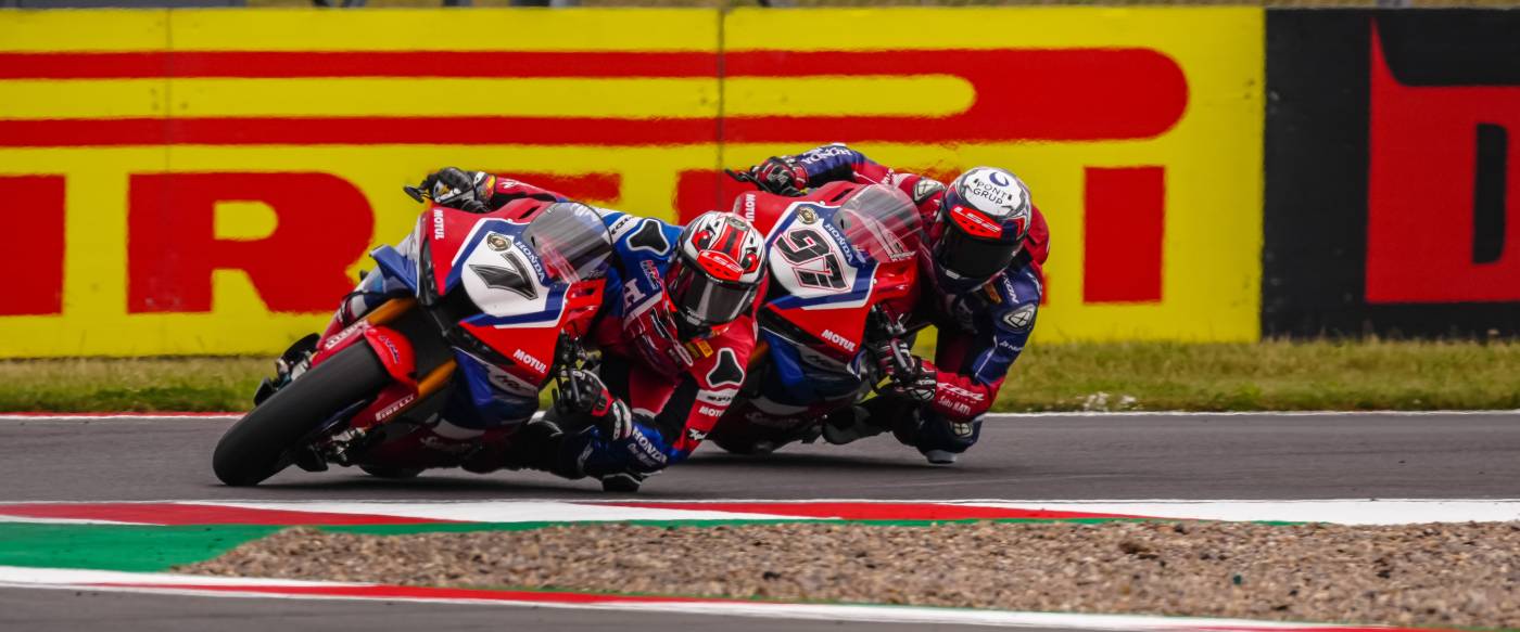 Honda HRC battles through Donington challenges and makes progress