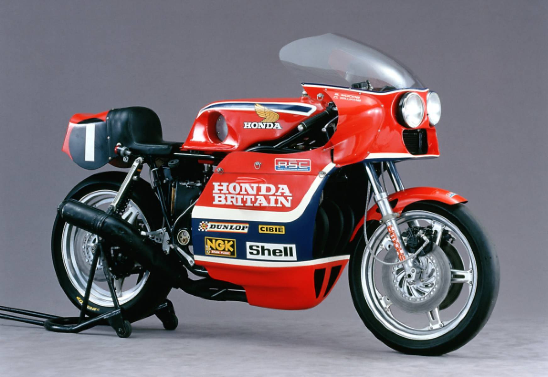 The Return of the "RCB1000," the Invincible Armada that Revolutionized the Circuit