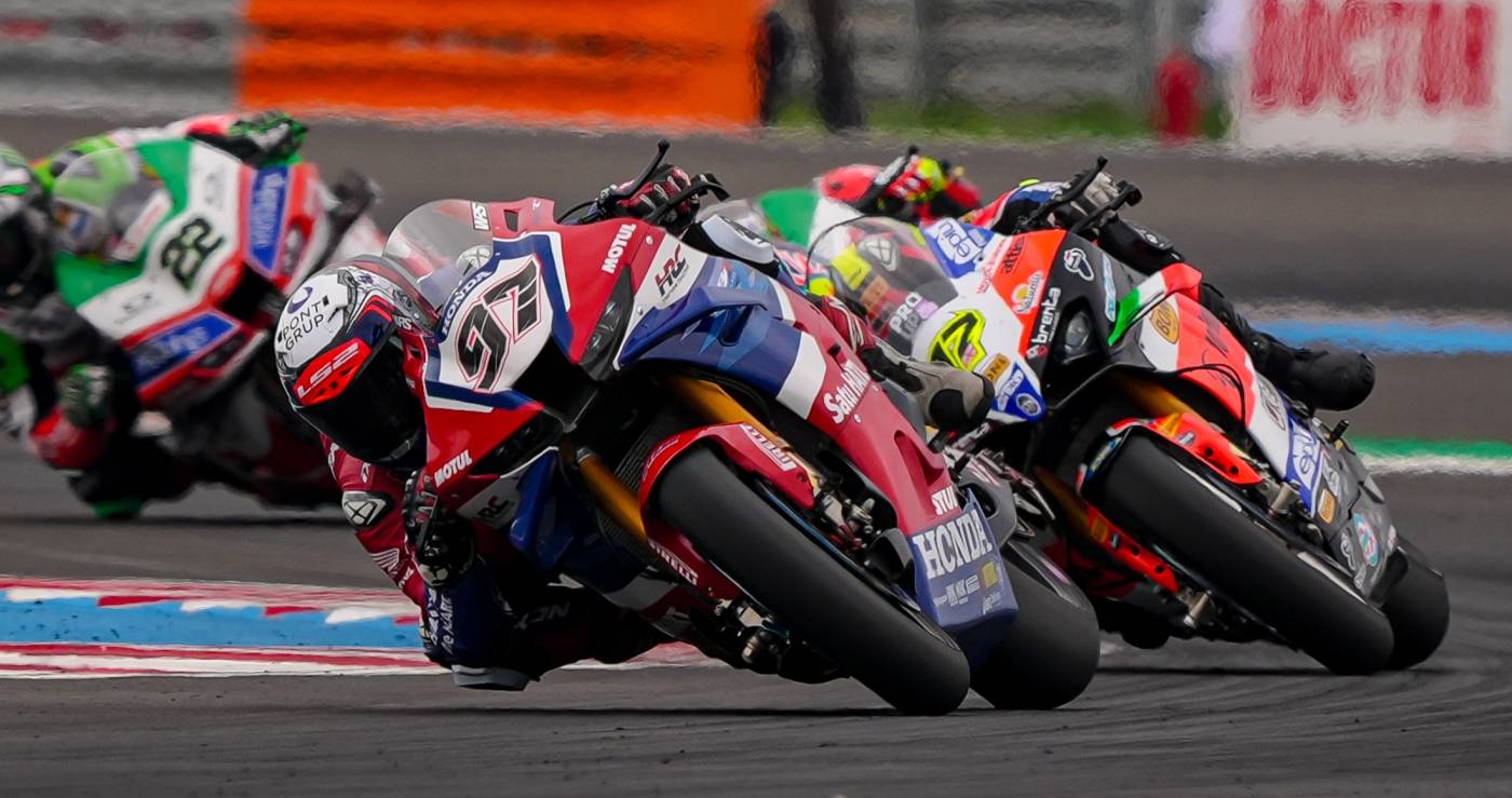 A positive WorldSBK Sunday for Honda HRC and Xavi Vierge at Balaton