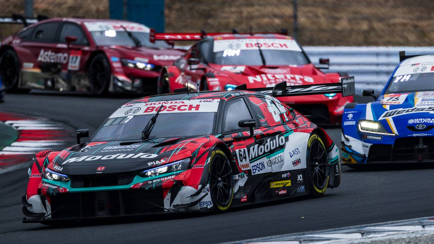 Modulo CIVIC TYPE R-GT finishes P8 in Race2