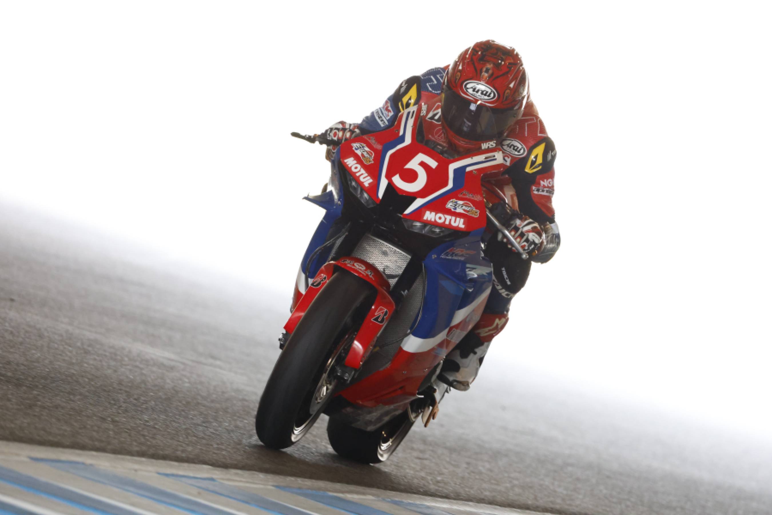 藤田が予選3番手でフロントローを獲得