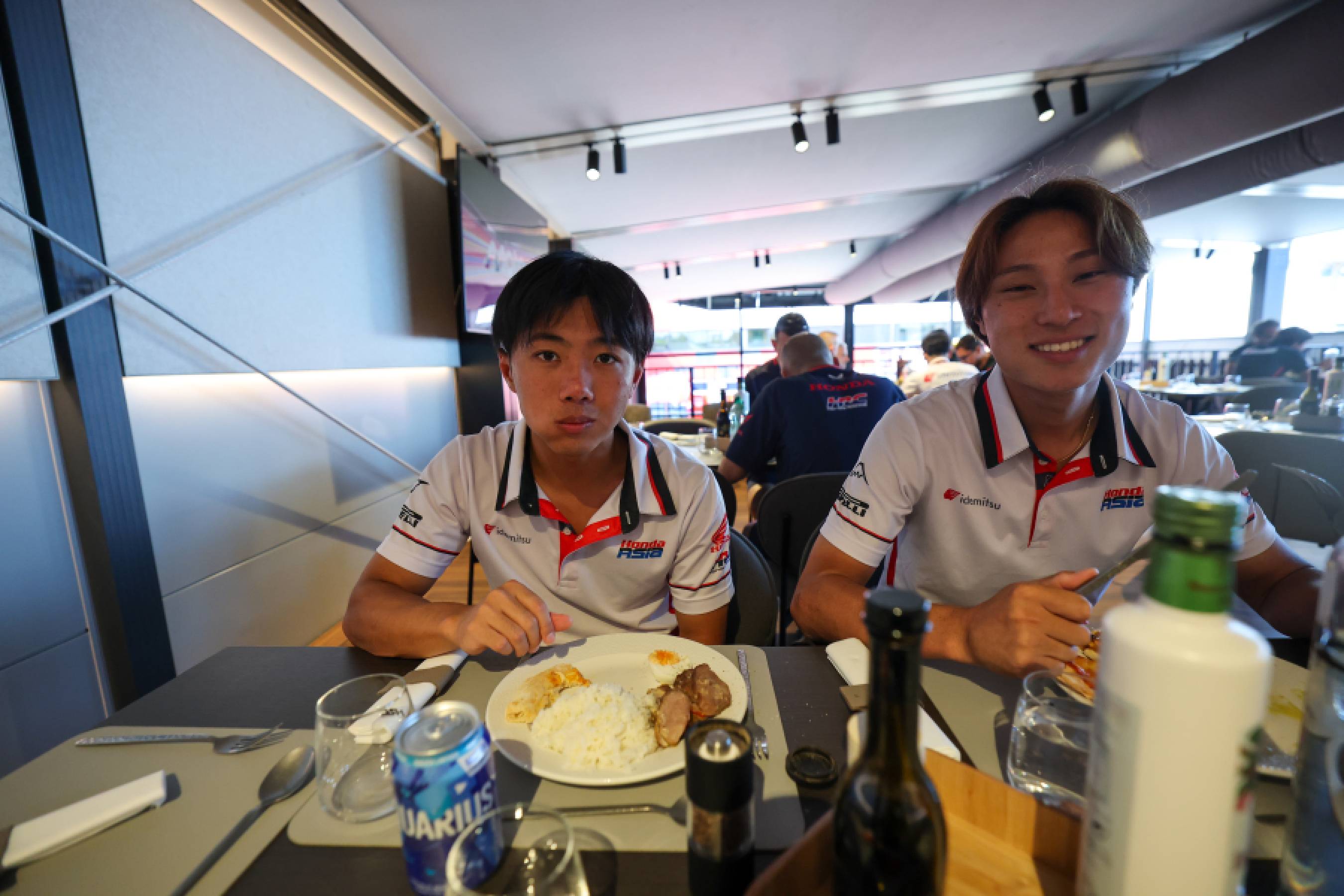 Furusato's teammate and HRS-S alumnus, Yuki Kunii (right)