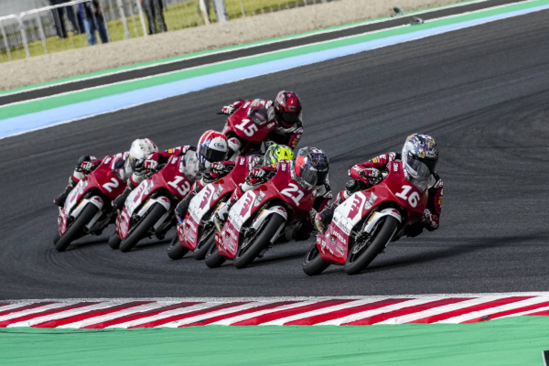 Ogiwara takes historic eighth straight win in epic Motegi Race 2