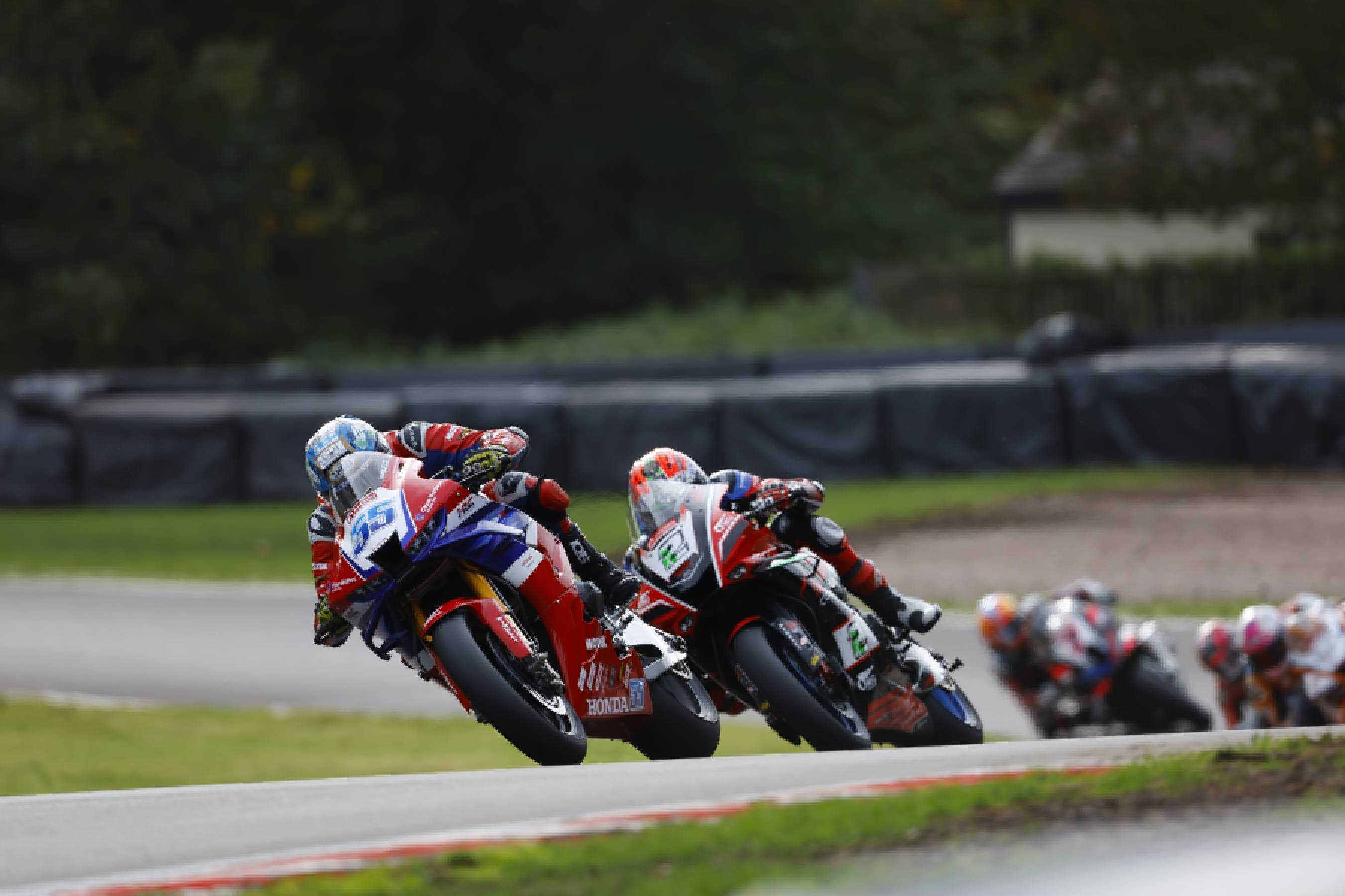 Honda Racing ends Oulton Park weekend positively