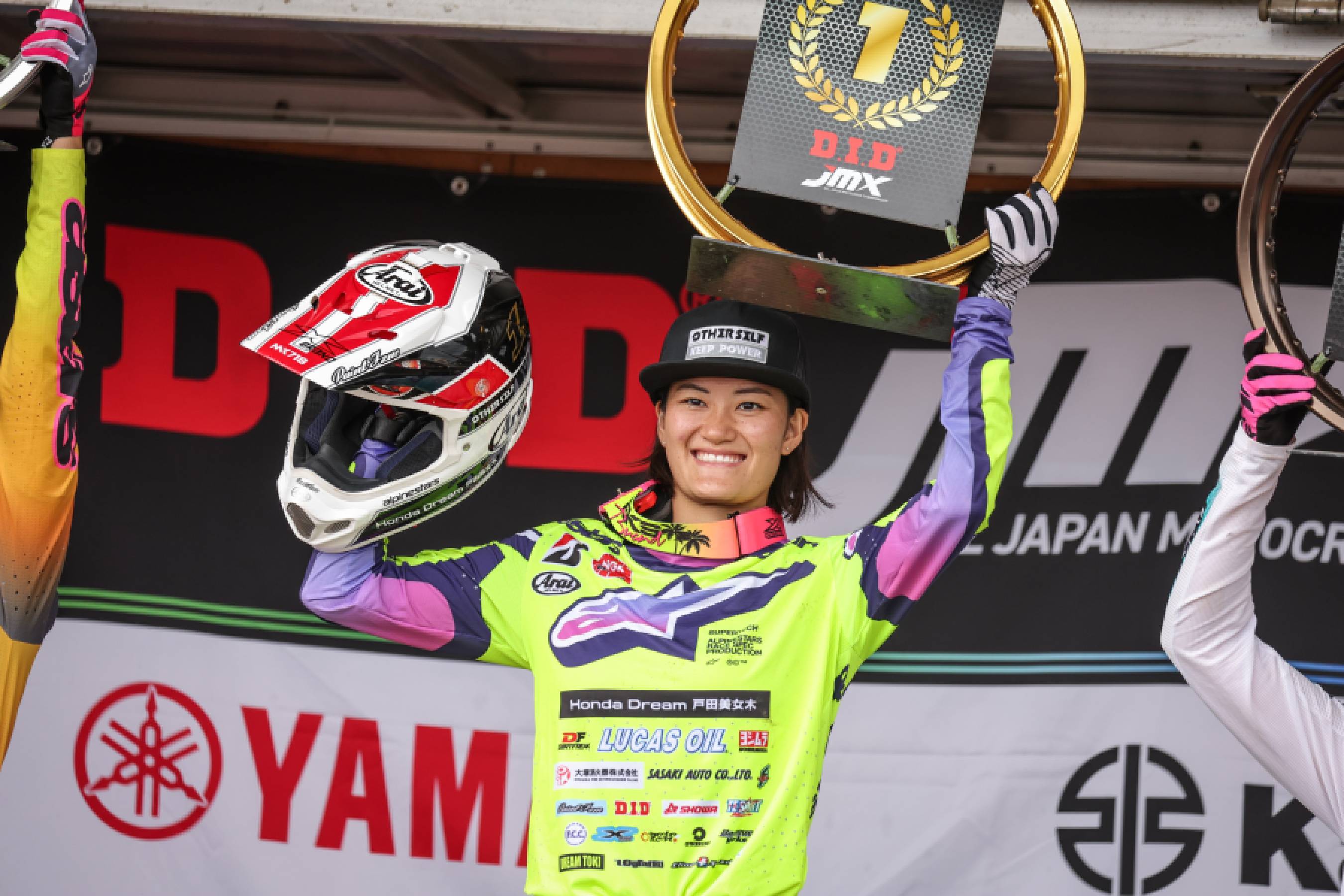 川井が開幕6連勝を達成。一時トップ走行の箕浦は3位フィニッシュ