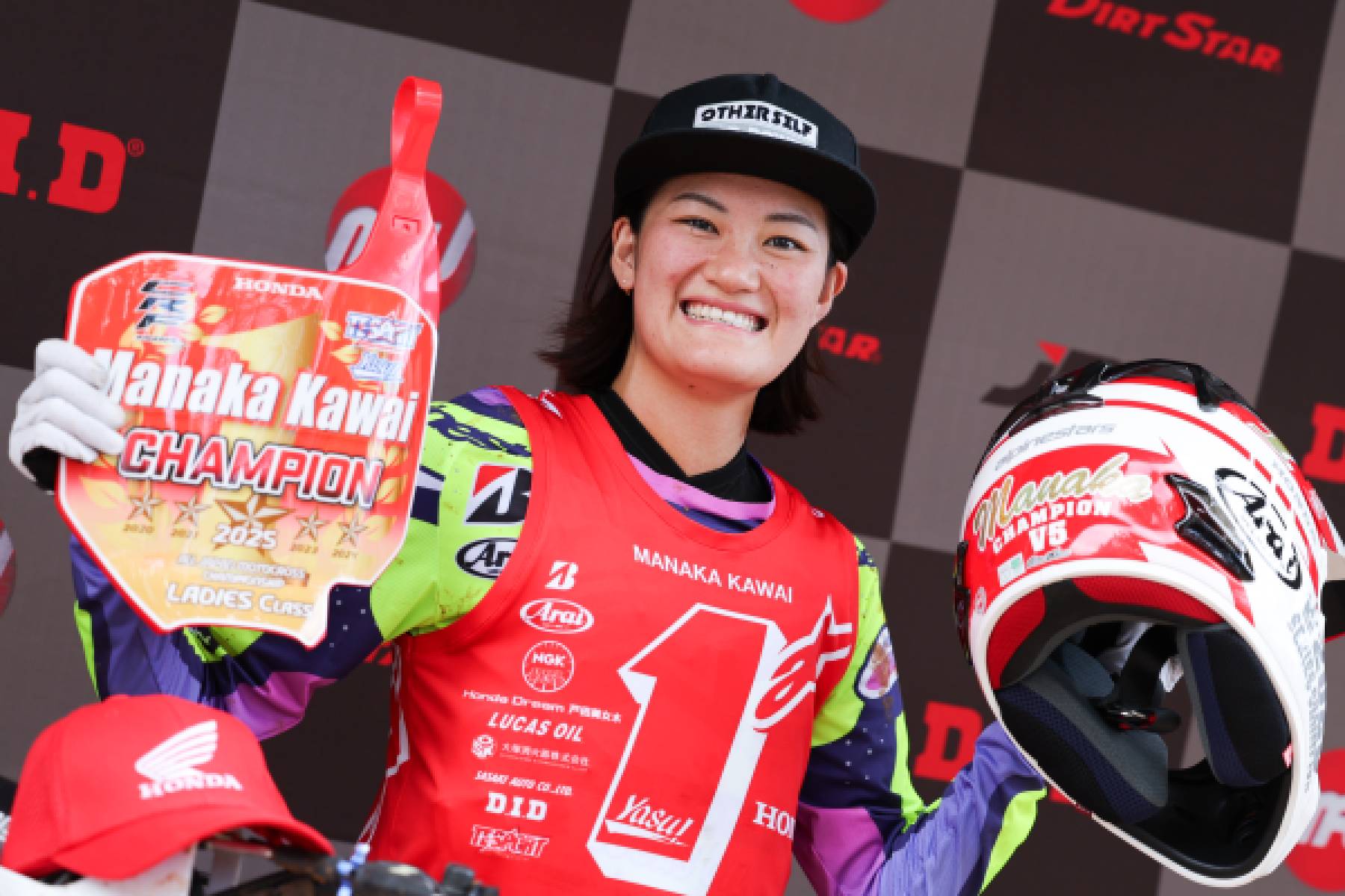 シーズン全勝を逃すも、川井が3年連続5度目のチャンピオンを達成