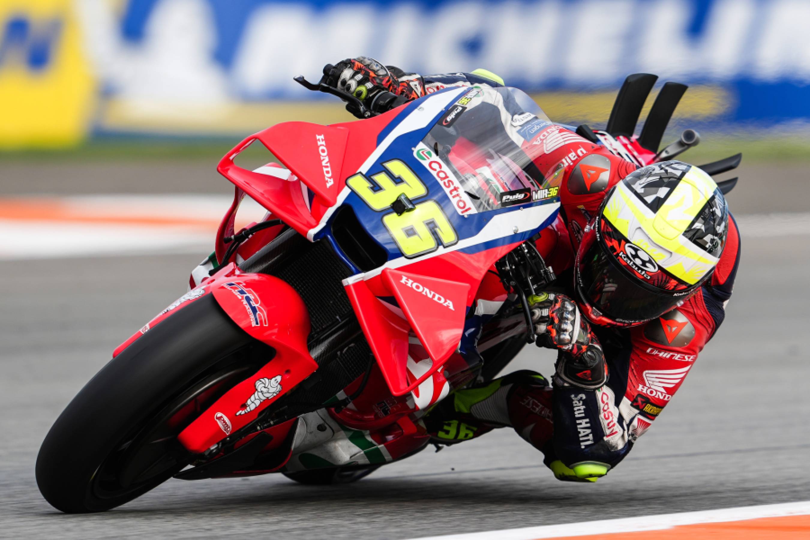 Mir straight to final Q2 of 2025 in Valencia