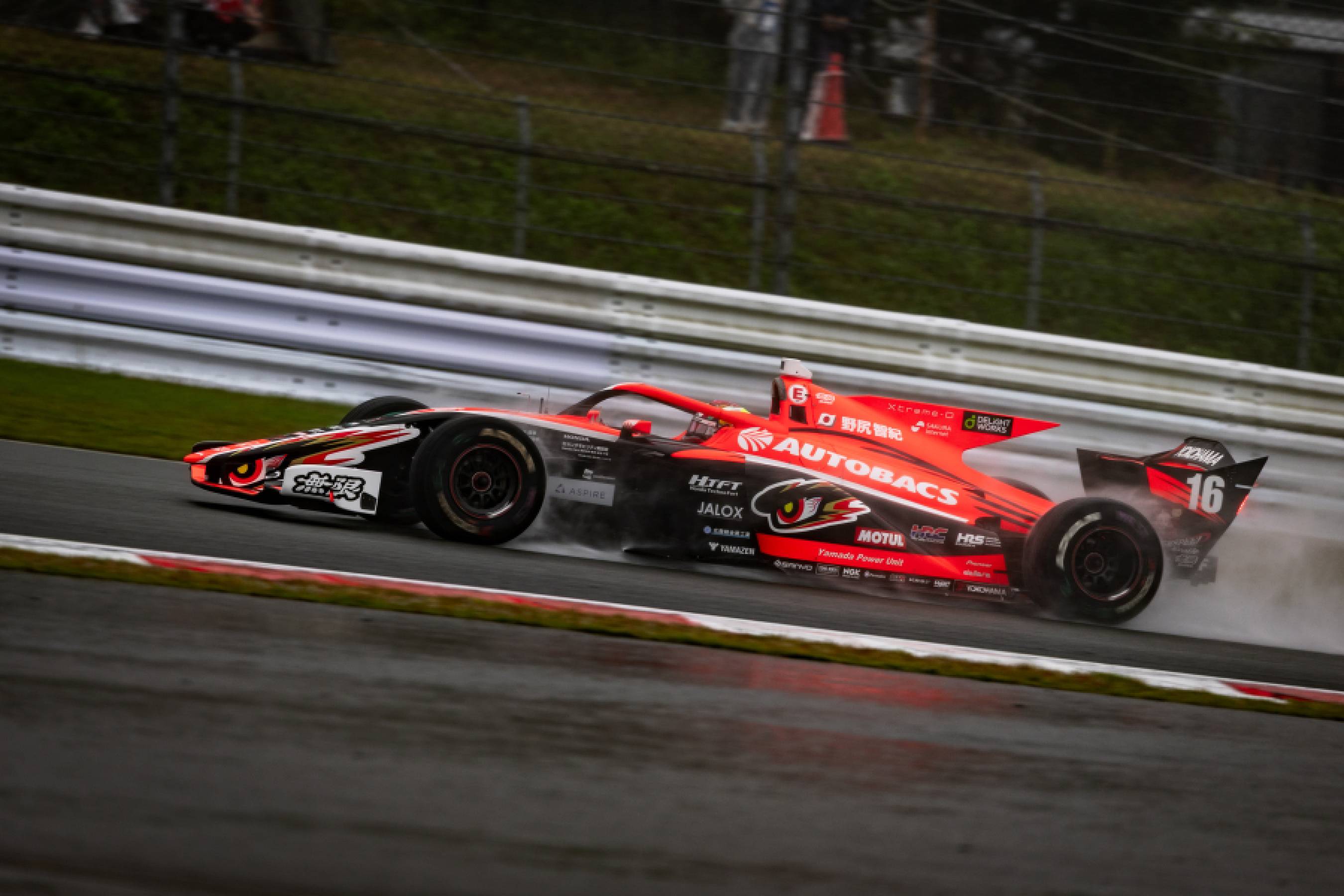 Nojiri qualifies 3rd, Makino 4th for round 9