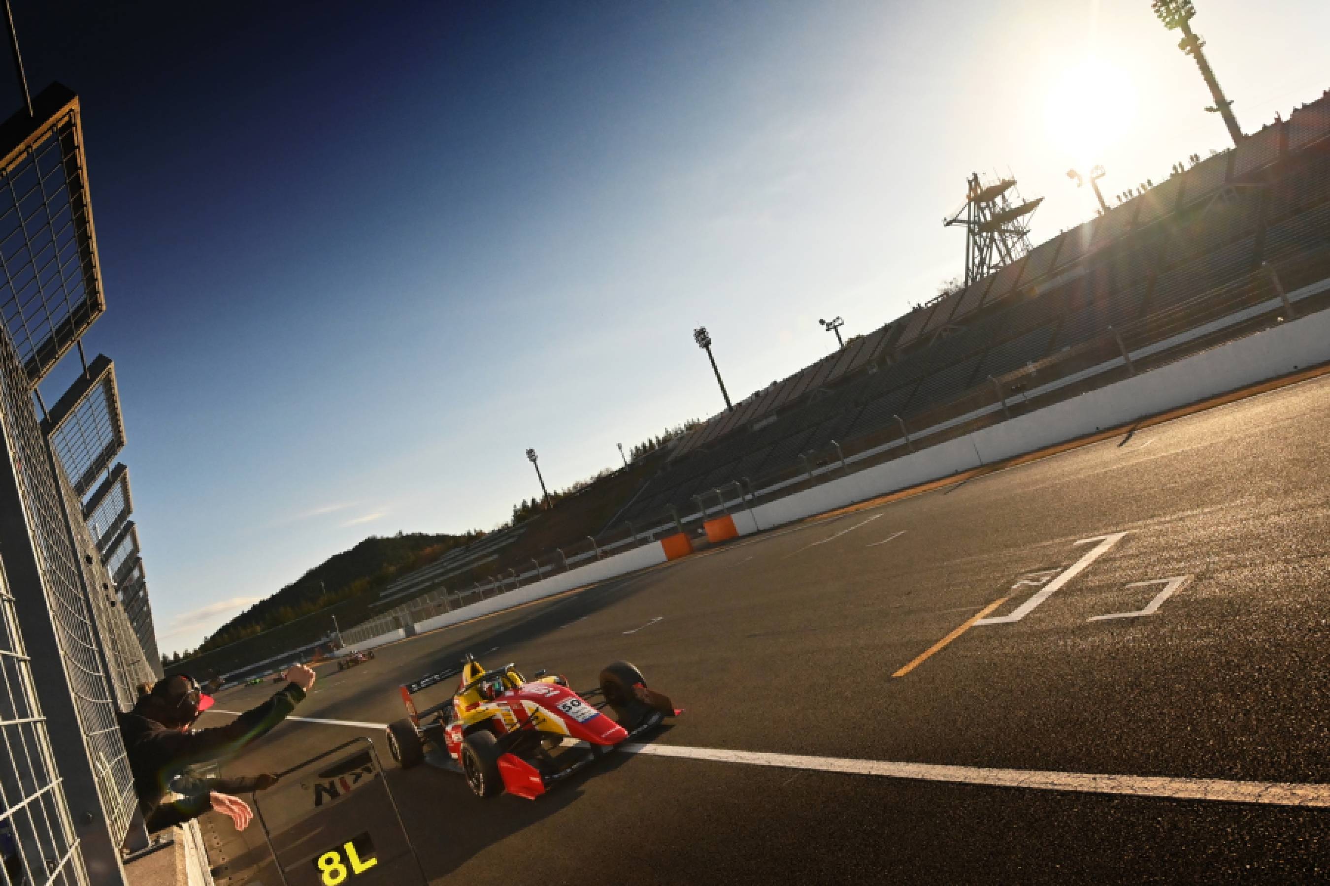 Nomura scores 10th win of the season with pole-to-win