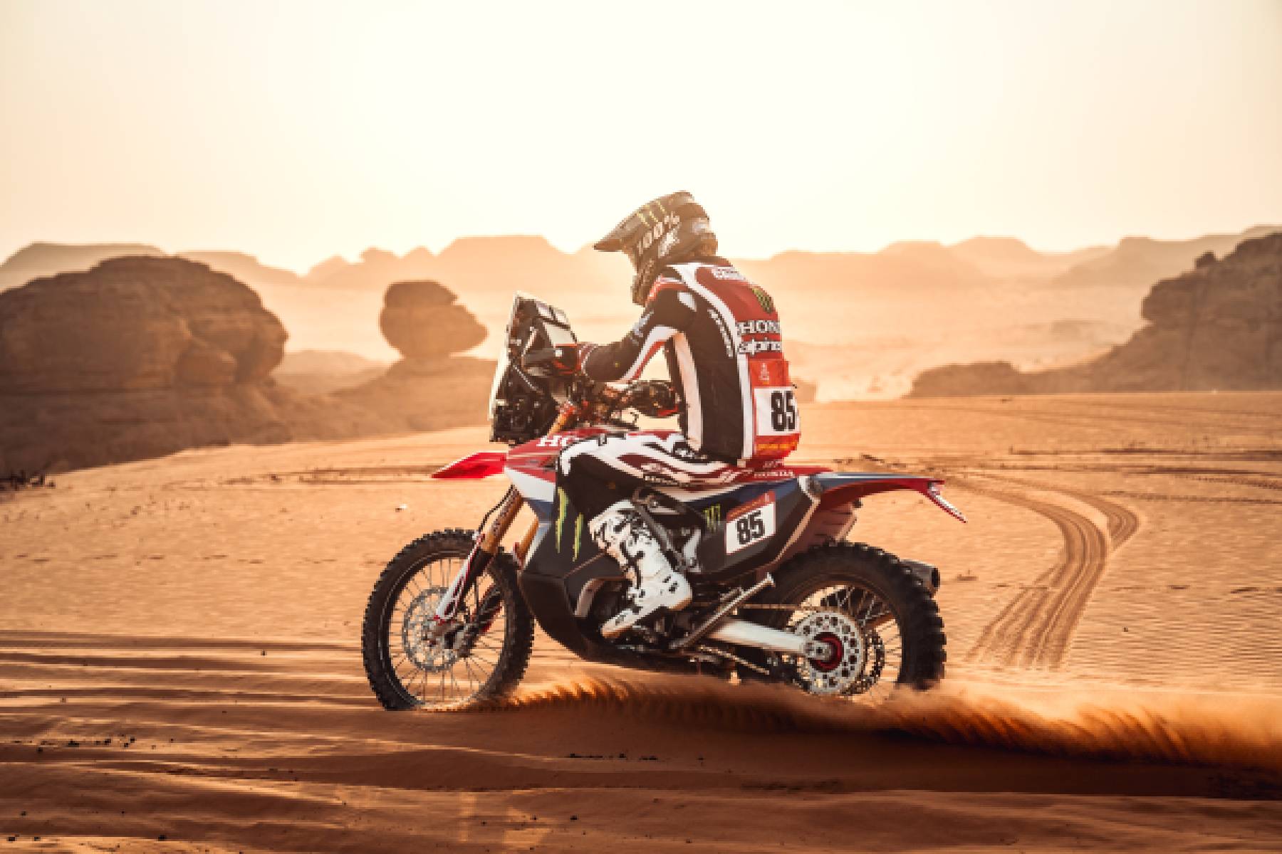 Rally2 rookies impress as Ventura and Campbell battle through stage three